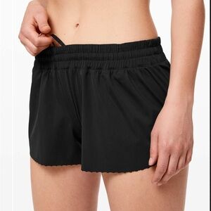 Lululemon Will the Wave Surf Short 2.5"
Black